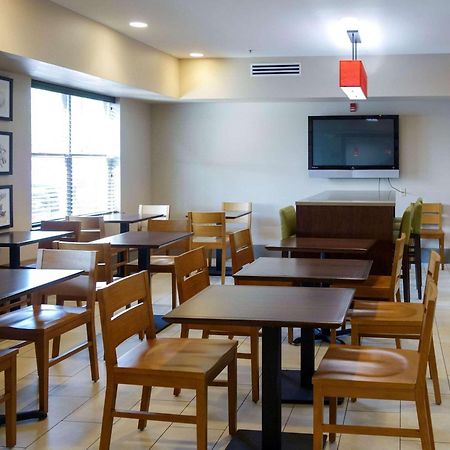 Country Inn & Suites By Radisson, Washington, Dc East - Capitol Heights, Md Exteriör bild